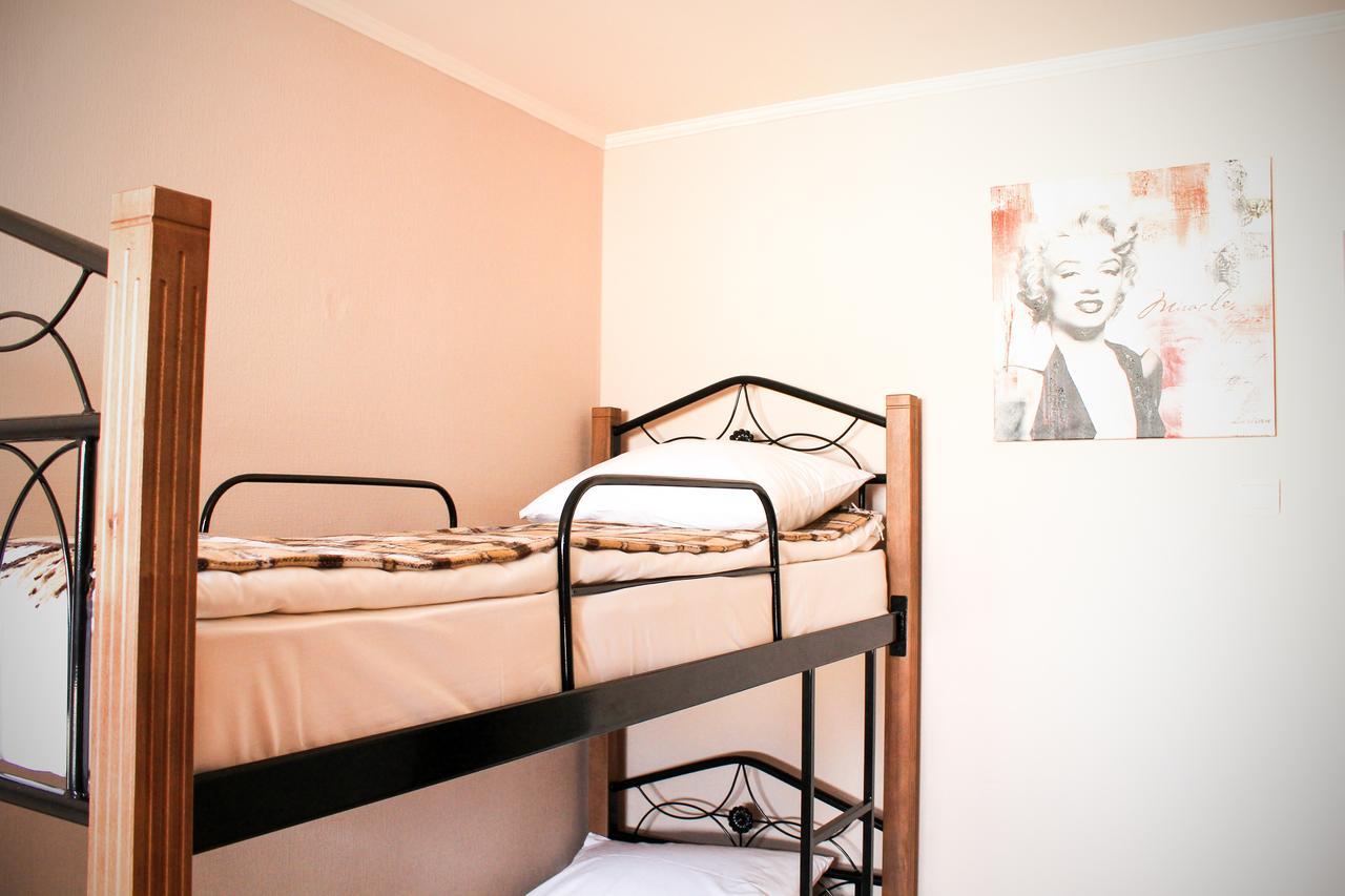 A&S Hostel Minskiy 基輔 外观 照片